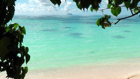 Archipelag Austral,Archipelag Tubuai, raj na ziemi, rajska wyspa, super plaże, polinezyjska nastrojowa muzyka,girlandy kwiatów na szyi,