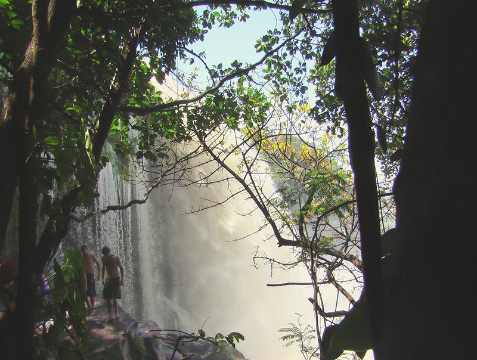 najwyższy wodospad świata,salto Angel,Canaima,dzika dżungla,tajemnicze tepui,