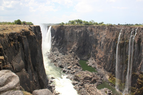 rzeka zambezi, rafting na zambezi,Cecil Rhodes,Wzgórze Motopos,Wielkie Zimbabwe, miasto zimbabwe,